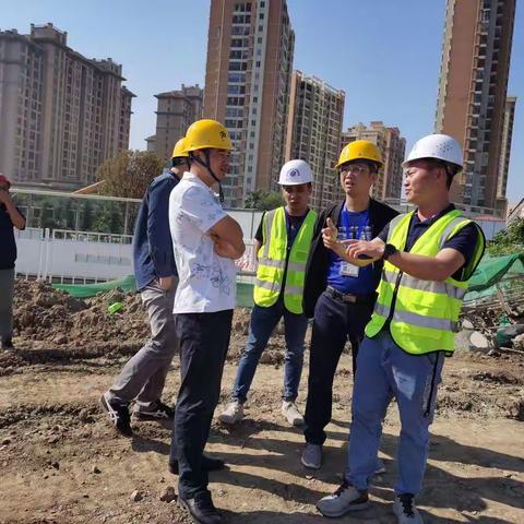 琼山区开展非道路移动机械现场检查工作