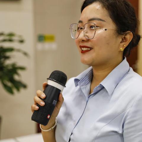 邮储银行永济市支行营业部端午节前夕 举办“粽享欢乐 粽情有礼”活动