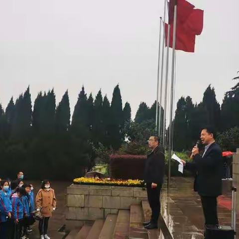缅怀先烈，学习党史，争做新时代好少年