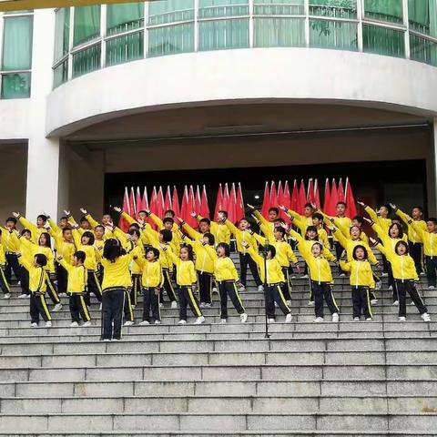 成长花开——林昌柏2018-2019学年度第一学期班主任工作总结