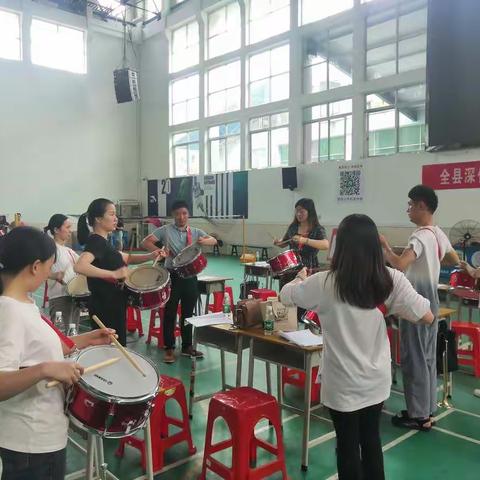 “鼓声铿锵，乐声嘹亮”--2021年连山鼓号队培训（第一天）