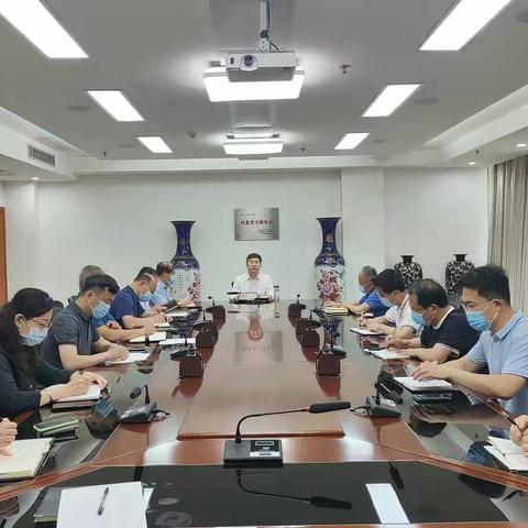 市房管局迅速传达全省防汛抗旱会议精神并对全局防汛抗旱和安全生产工作进行安排部署