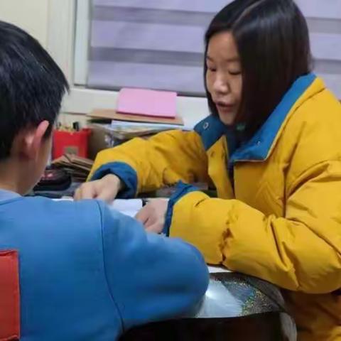 天寒情更深  助困暖人心                     南阳市第十七小学助学助教志愿服务活动总结