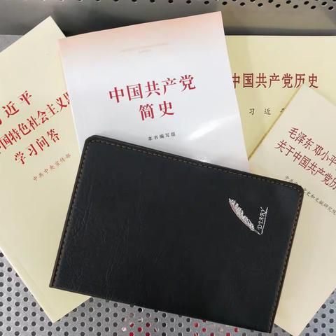 【富强社区党支部】“我为群众办实事”活动--书香暖人心、送书入家门