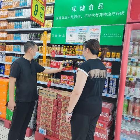 市市场监管局食品流通科开展中秋期间食品安全专项检查