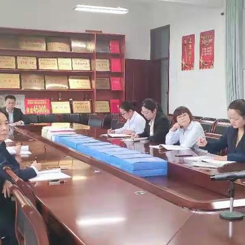 凝心聚力务实效  深耕细研促提升