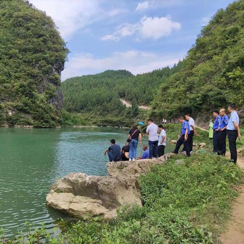 凤冈县联合开展长江流域“十年禁渔”集中执法监管整治活动