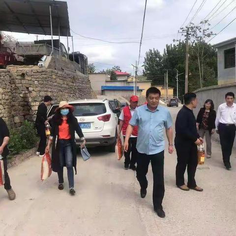 “助残日”为残疾人办实事