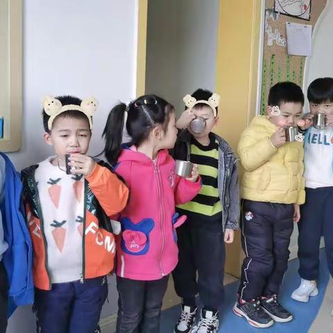 育才幼儿园果一班每天喝水篇