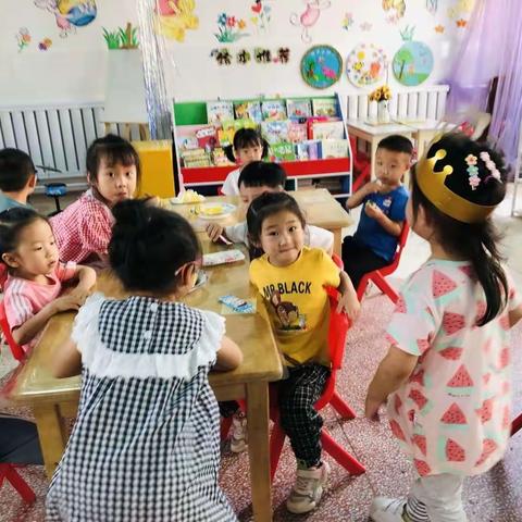 《放低声音，走进孩子心里去》之和孩子说话的音量决定孩子成长的质量。