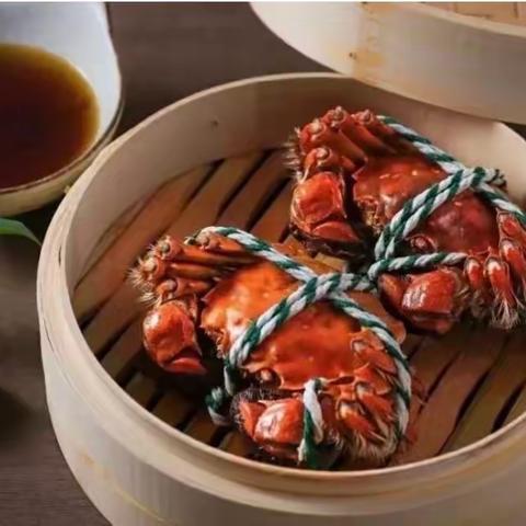 四（5）班赵思淇：菊黄蟹肥秋正浓 秋风送爽“蟹”金秋