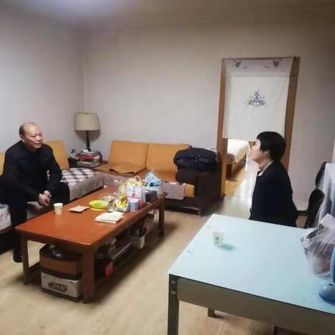 区城市管理和综合执法局党委看望慰问我局困难党员家属