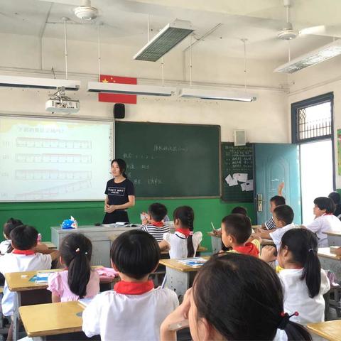 詹家小学数学组“一课两磨”开始了