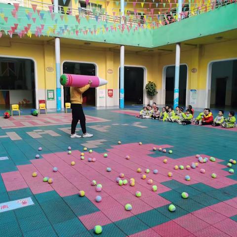 小苹果幼儿园中三班