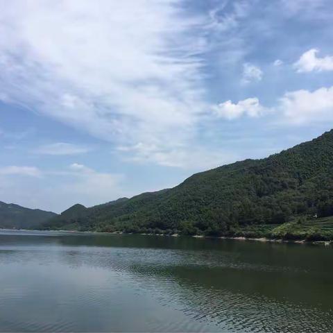 青山绿水间