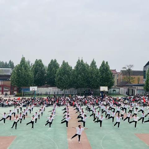 阳光体育 快乐成长——板木乡第一中心小学活动掠影