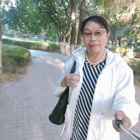 疫情好转解封了🤗🤗去大自然里放飞心情🌲🌲🌴🌴🌹🌹🌹🌹🌹