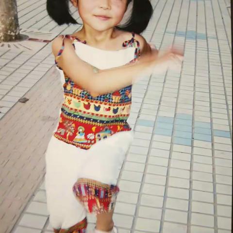 吾家有女初长成