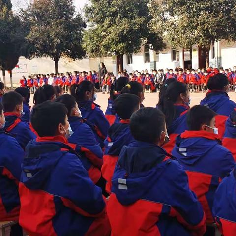 冬天里的春意——张村小学少先队趣味运动会