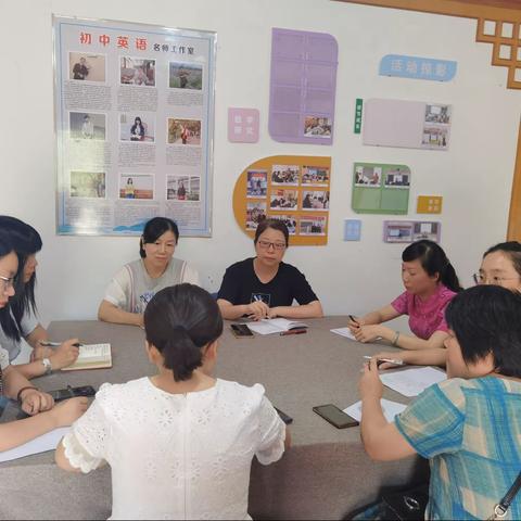 细雨润初荷，书香润心灵——记武夷山初中英语名师工作室读书会活动