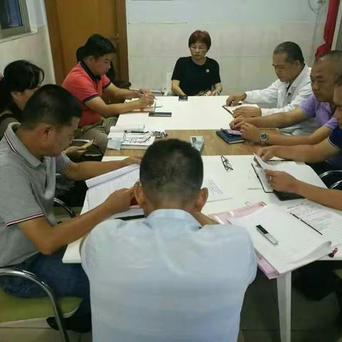 海口市第四人民医院召开专题会议传达《关于进一步规范党费收缴时间和学习记录有关事项的通知》等文件