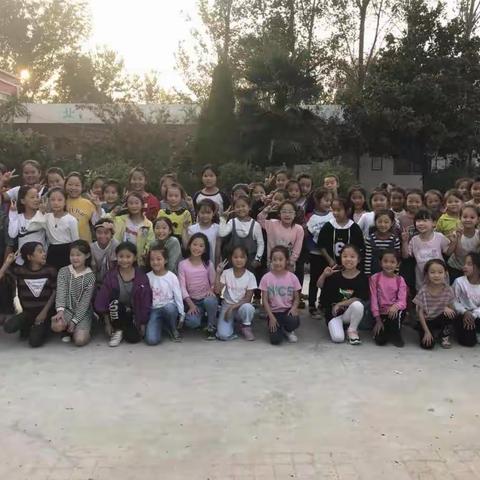 高平一小少年宫舞蹈社团活动第一课
