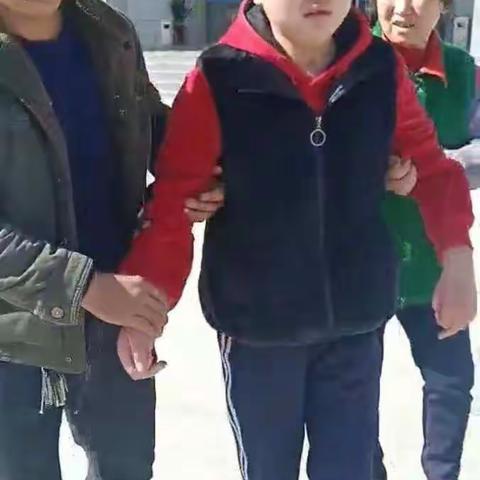 平凡举动         彰显人间大爱