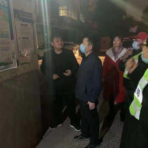 龙塔街道：“隆冬夜”里为居民点亮一盏“平安灯”