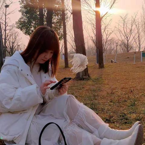 首次曝光：40岁失业女人，两个月显化30多万，她做对了什么？