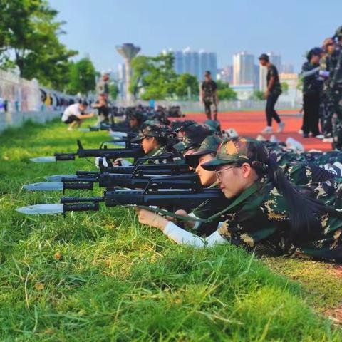 少年凌云志，百炼终成钢 ——合浦廉州中学新生军训（总结篇）