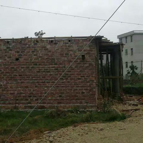 闪石村卫生室建设推进情况