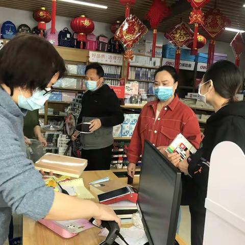 沙洋县气排球协会看望杨煜雅小朋友