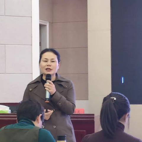 叙事—陪孩子遇见美好的自己——心理咨询师孙亚灵第五届名师名班主任培训讲座