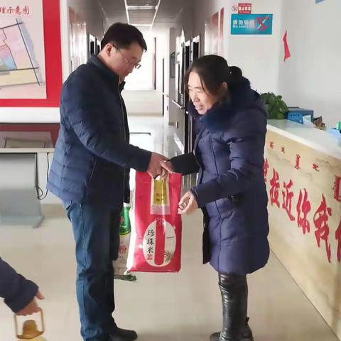 点亮微心愿 党情暖人心