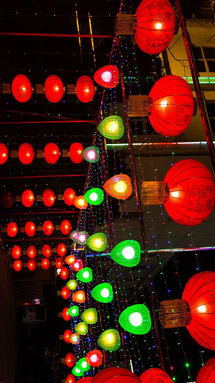 张灯结彩过大年