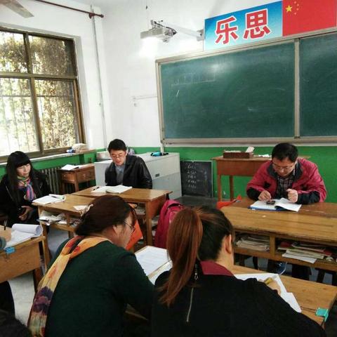 “立足常态 追求有效课堂”---记西北街小学教研活动