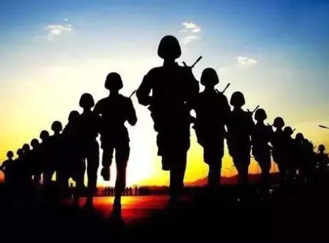 最帅天团欢迎你参军入伍