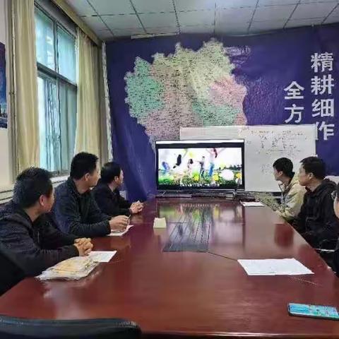 佳县大队组织社会单位观看消防警示教育片