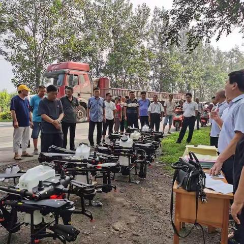 宝丰县2020年玉米三代粘虫应急防控现场会在闹店镇召开