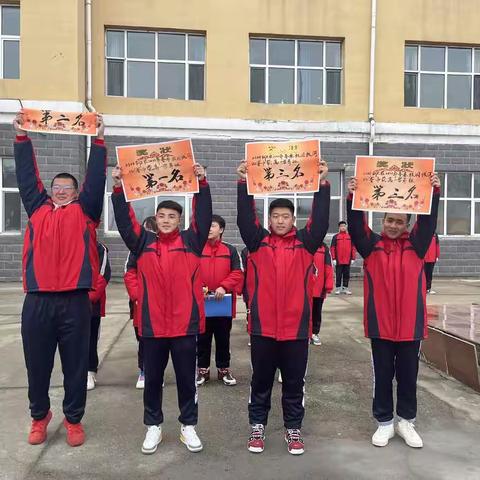 团结拼搏，力拔山河——饶河高中高一学年拔河比赛总结