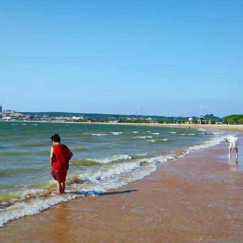 美丽的海滨浴场仙浴湾