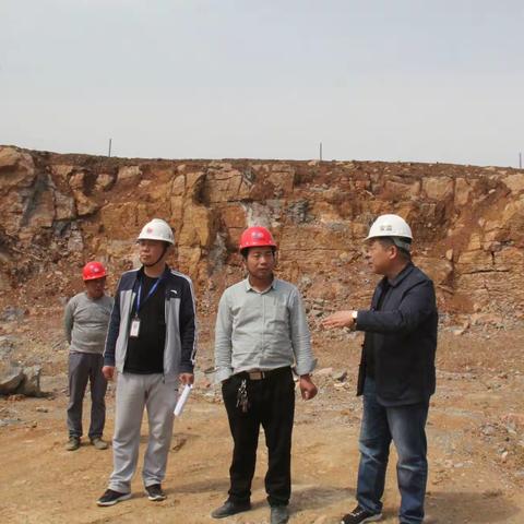 宝丰县应急管理局对“五一”期间安全生产、应急管理工作进行督导检查