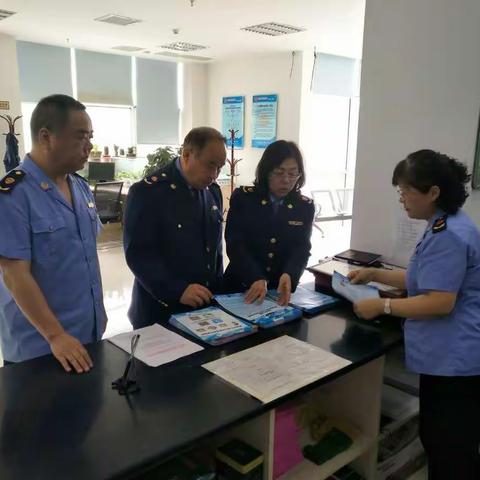 工商临潼分局汤战国副局长督导华清所优化营商环境工作