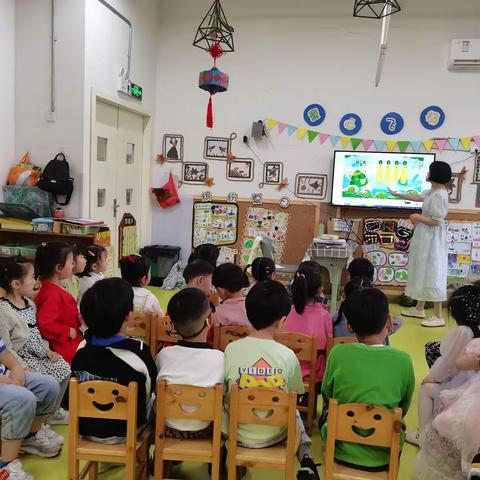 中(2)班端午节手工～我们一起划龙舟啦！