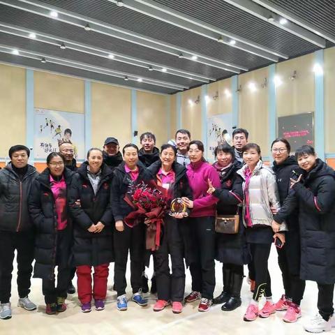 莫道桑榆晚，为霞尚满天