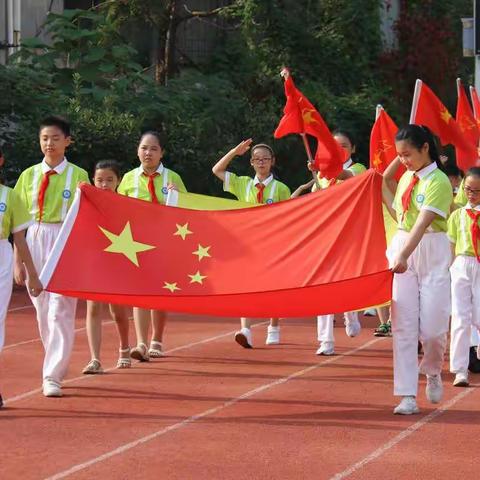 文明在我心         礼仪伴我行——赣州市阳明小学创建文明校园活动纪实