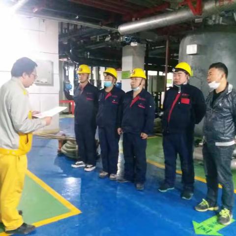 行政分公司政府项目进行二次供水生活水池清洗工作