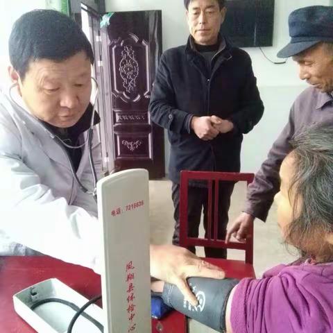健康扶贫惠民策 打赢脱贫攻坚战