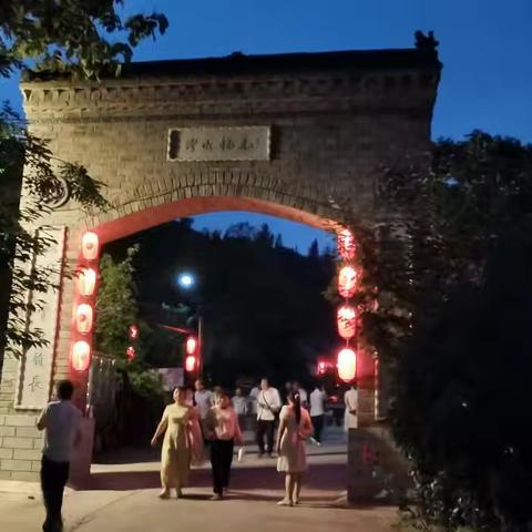 癸巳蛇年致华夏高考生