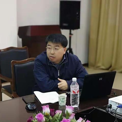 中心副主任李强同志为博物馆、平顶山惨案纪念馆的党员作专题党课讲座